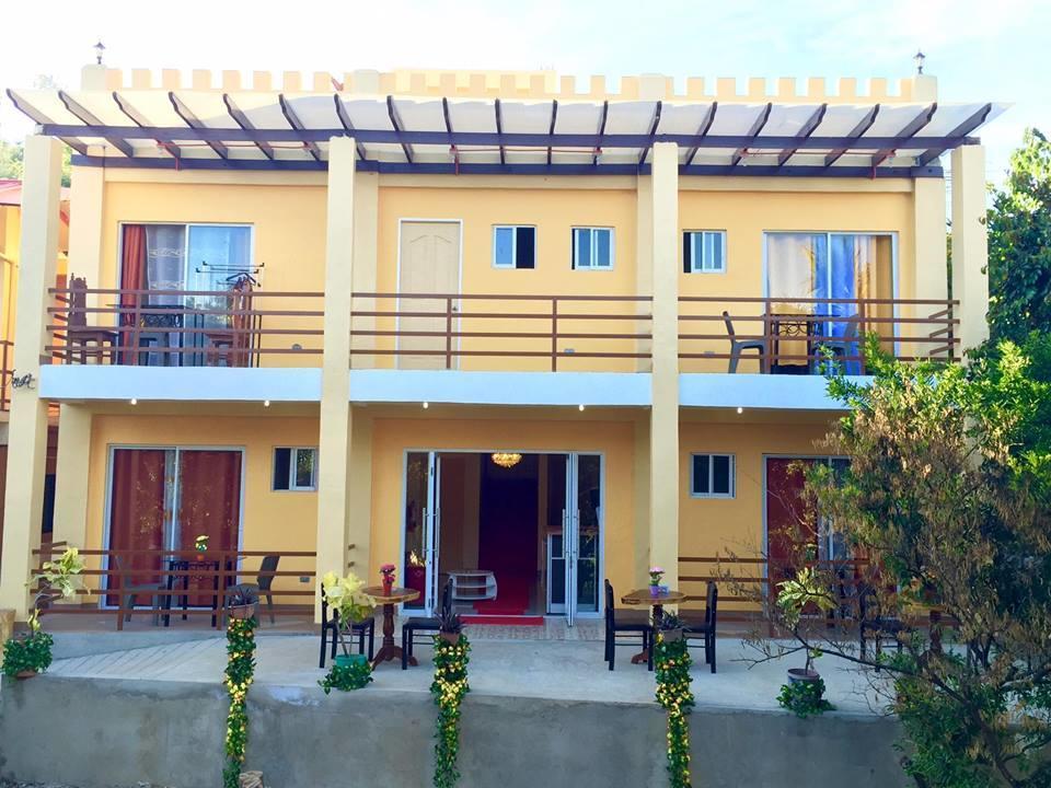 Jims Castle Inn كورون المظهر الخارجي الصورة